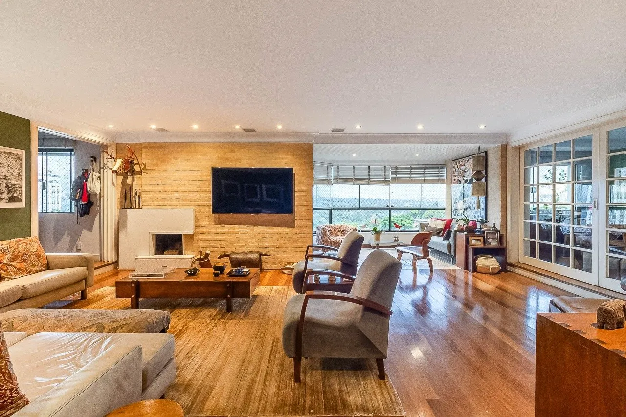 Apartamento amplo, para a família e com a melhor vista da cidade, no melhor da Vila Madalena. – 18796