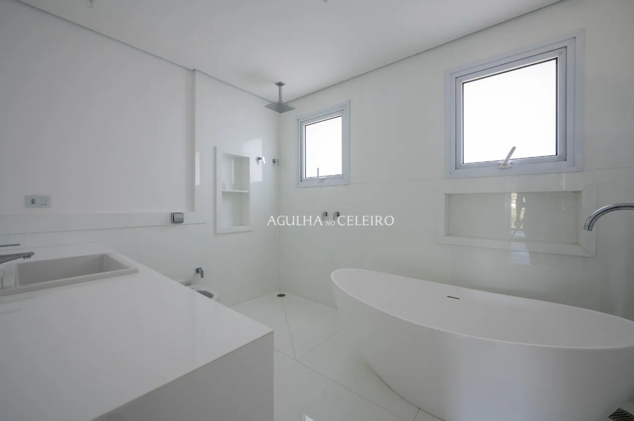 Casa novinha em folha, recém construída à venda no Jardim Guedala – 18815