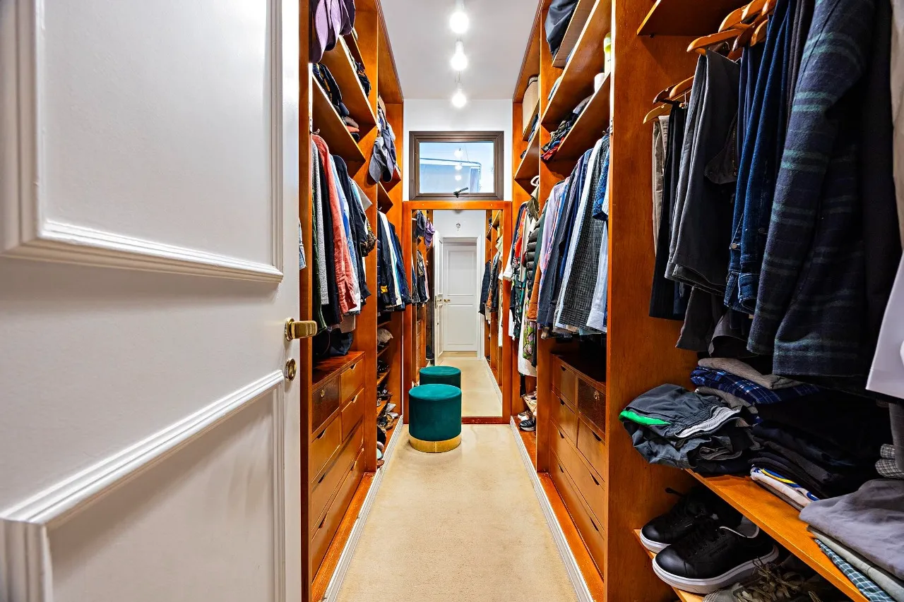 Vista livre e varanda gourmet em localização privilegiada de Moema – 18916