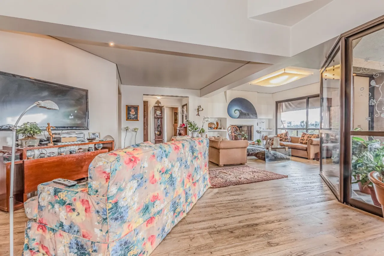 O clima de Urban Jungle se faz dentro e fora deste delicioso apartamento duplex no Jardim Europa. – 18948