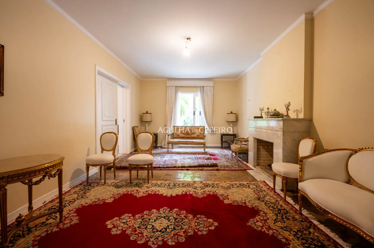 Casa na melhor localizacao do Jardim Europa – 18986