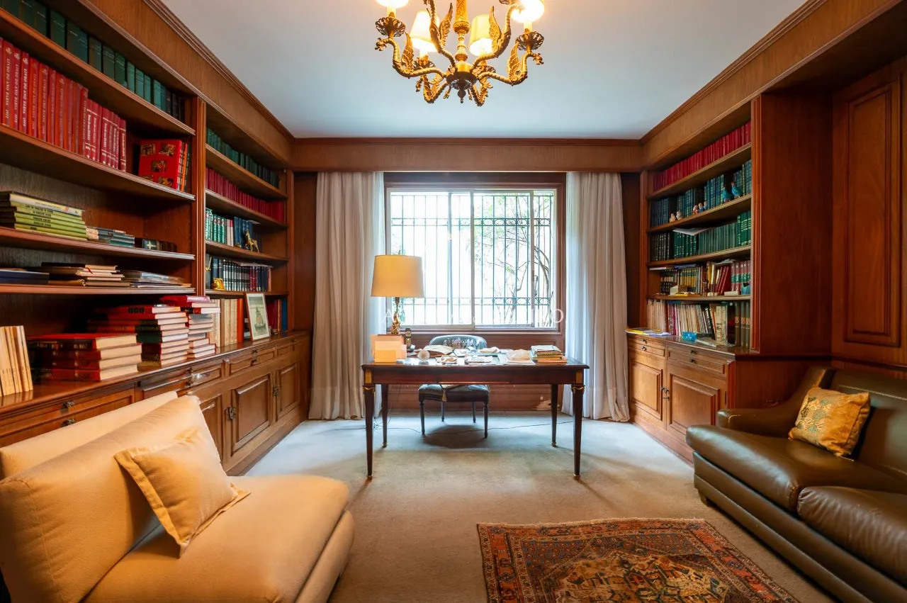 Casa na melhor localizacao do Jardim Europa – 18986 - imovel-39347-14