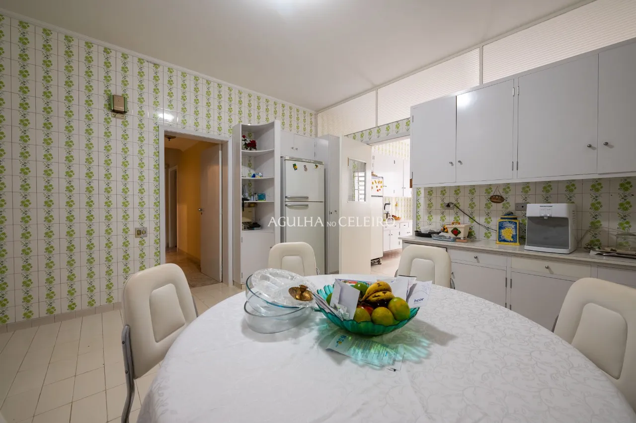 Casa na melhor localizacao do Jardim Europa – 18986