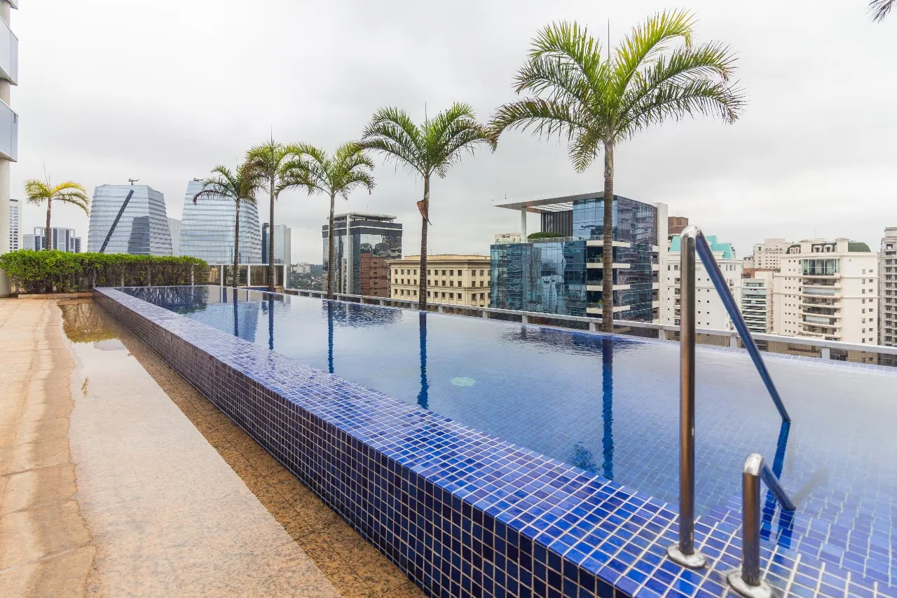 Apartamento Duplex reformado à venda na Vila Olímpia. – 20031