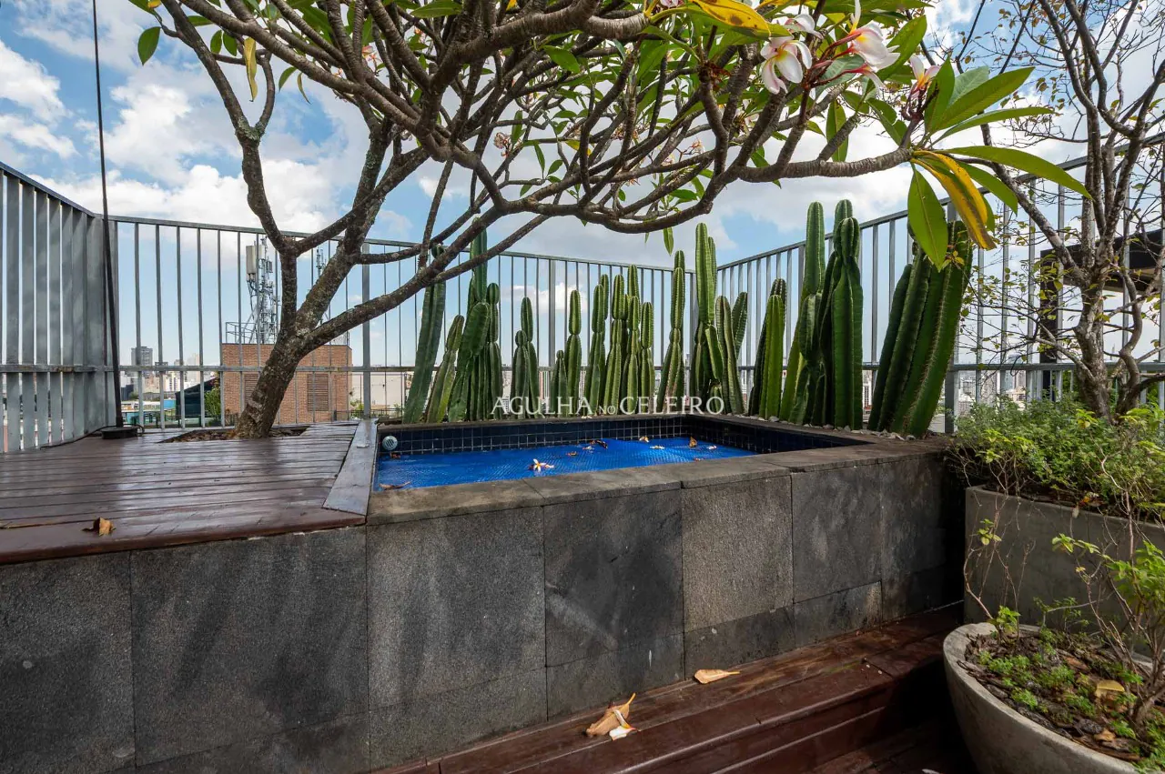 Cobertura em edifício moderno e descolado à venda na Vila Madalena – CO0018