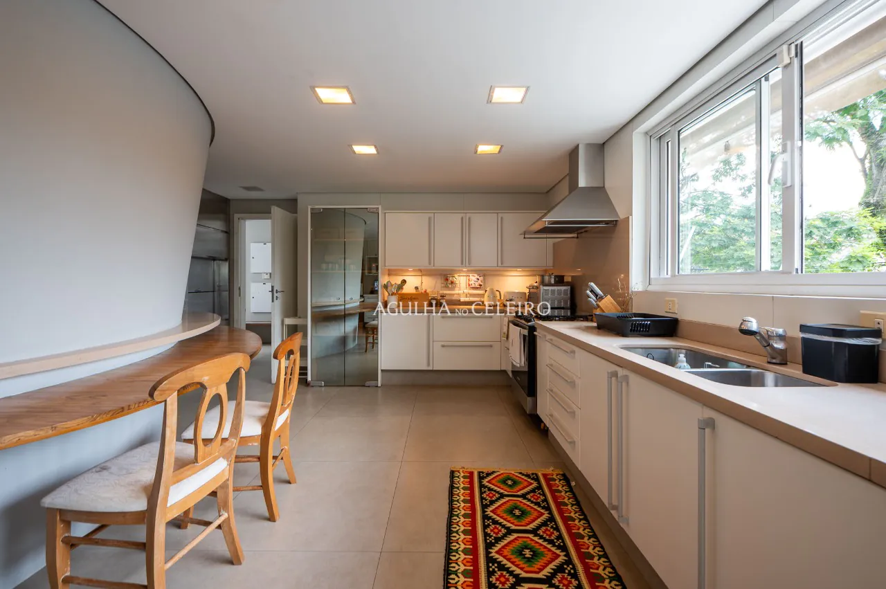 linda-casa-a-venda-no-alto-de-pinheiros-com-integracao-perfeita-18836-6