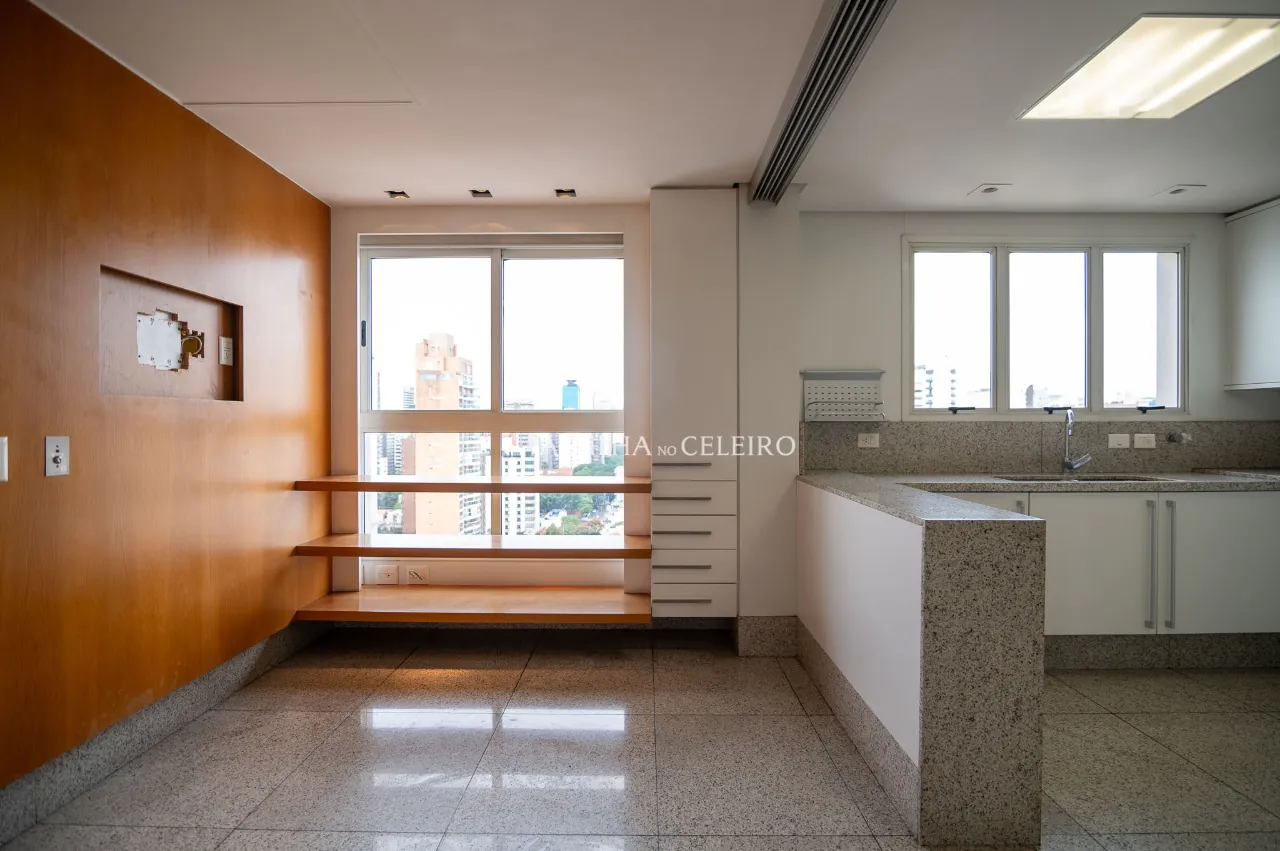 amplo-e-sofisticado-apartamento-com-planta-inteligente-e-versatil-19330-7