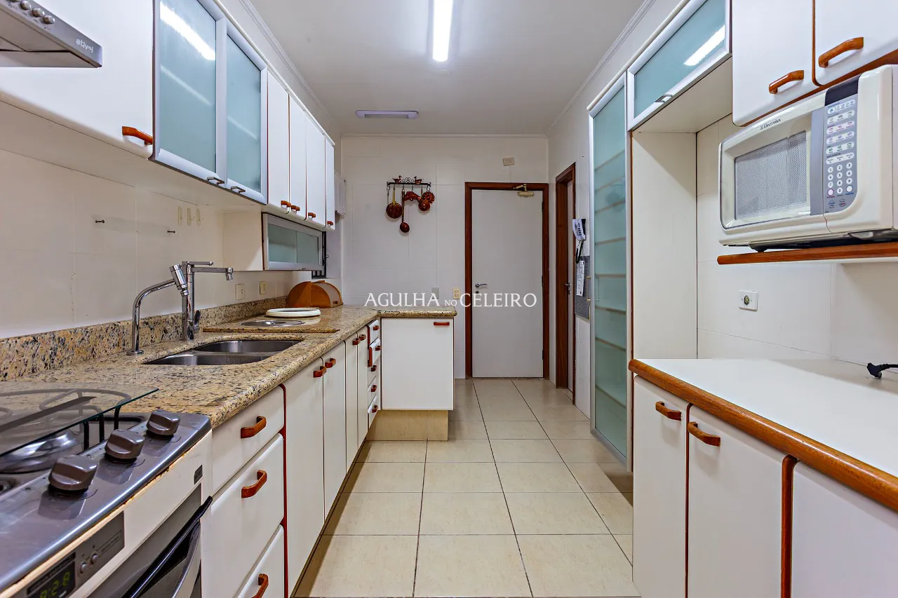 casa-a-venda-no-jardim-europa-18960-7