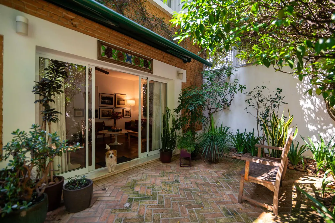 casa-alegre-e-ensolarada-no-jardim-paulistano-15751-1