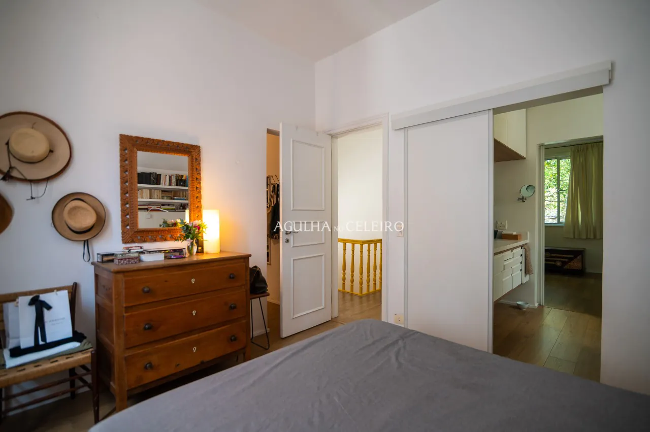 casa-alegre-e-ensolarada-no-jardim-paulistano-15751-13