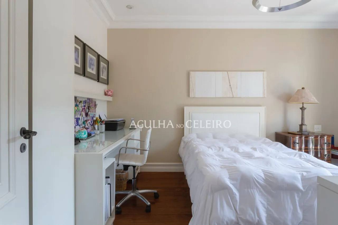 casa-com-piscina-a-venda-no-jardim-guedala-18964-12