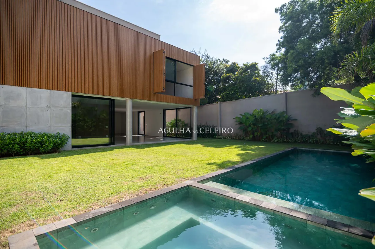 casa-totalmente-reformada-a-venda-em-alto-de-pinheiros-19021-2