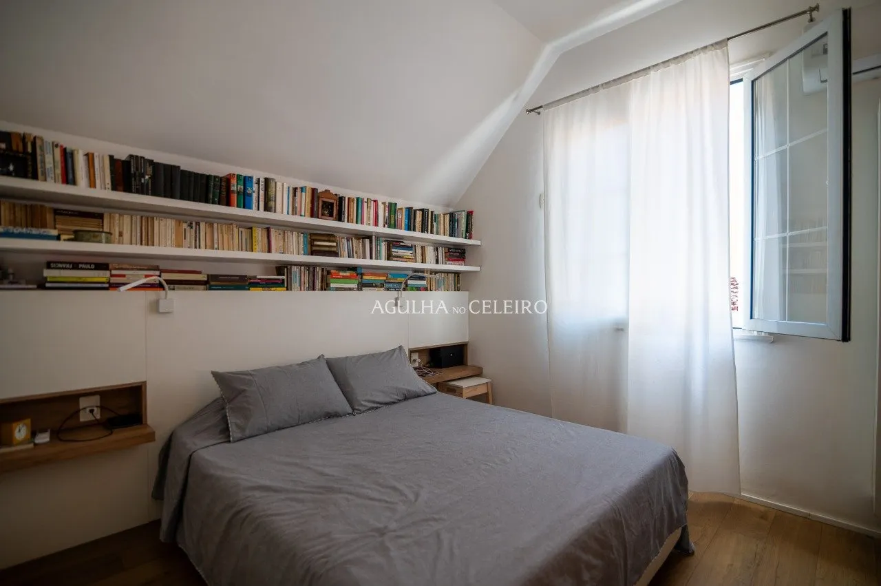 Casa alegre e ensolarada no Jardim Paulistano. – 15751