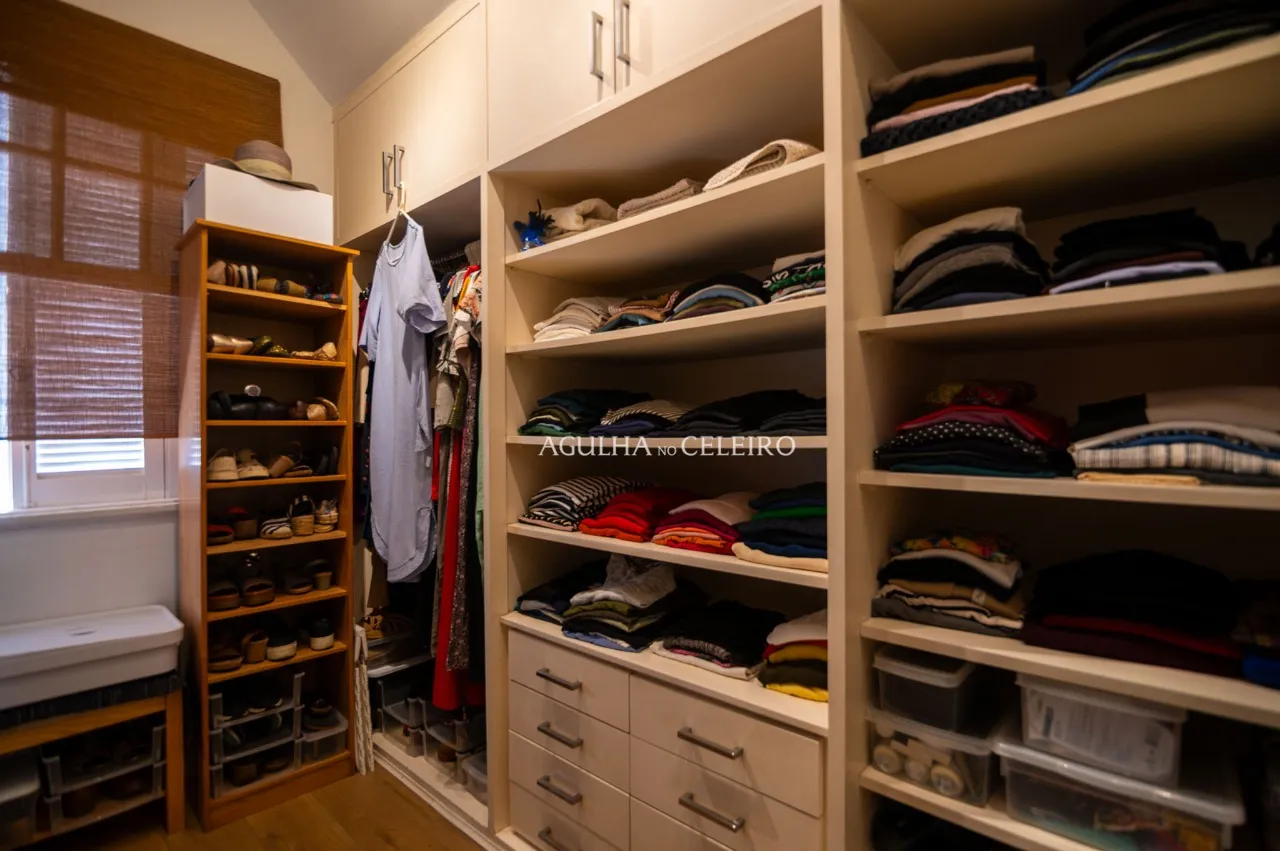 Casa alegre e ensolarada no Jardim Paulistano. – 15751