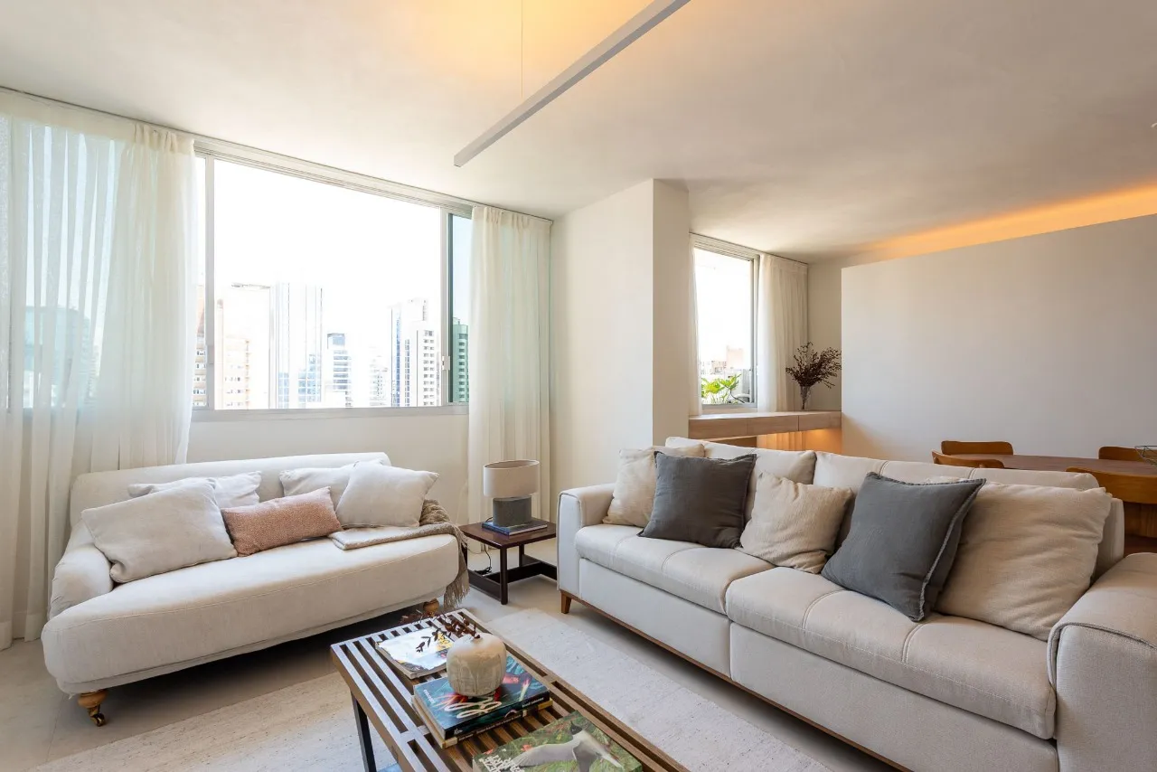 Apartamento totalmente reformado para venda no melhor do Itaim. – 18765