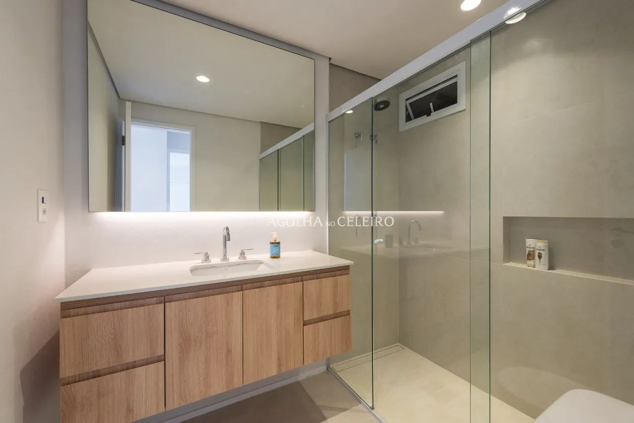 Apartamento totalmente reformado para venda no melhor do Itaim. – 18765