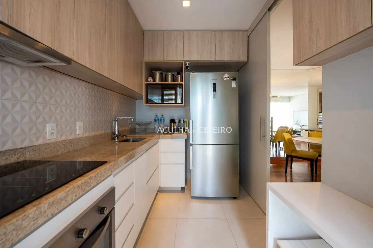 Cobertura reformada com Vista Espetacular no Paraíso – 18841