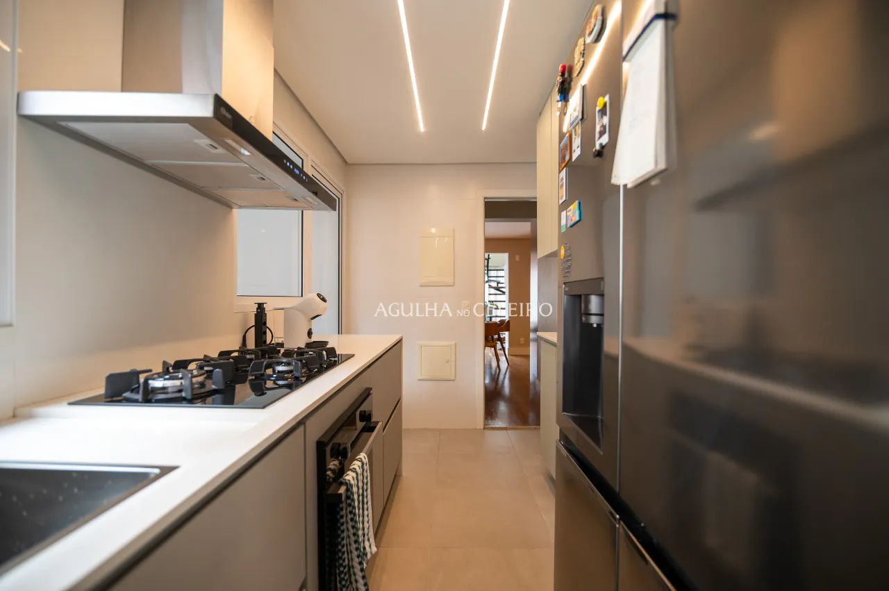 Cobertura linda e recém reformada a venda no Alto de Pinheiros – 18944