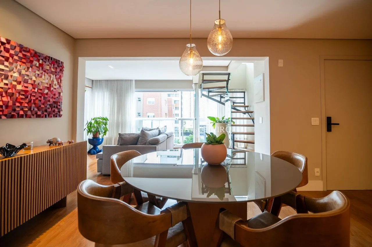 Cobertura linda e recém reformada a venda no Alto de Pinheiros – 18944