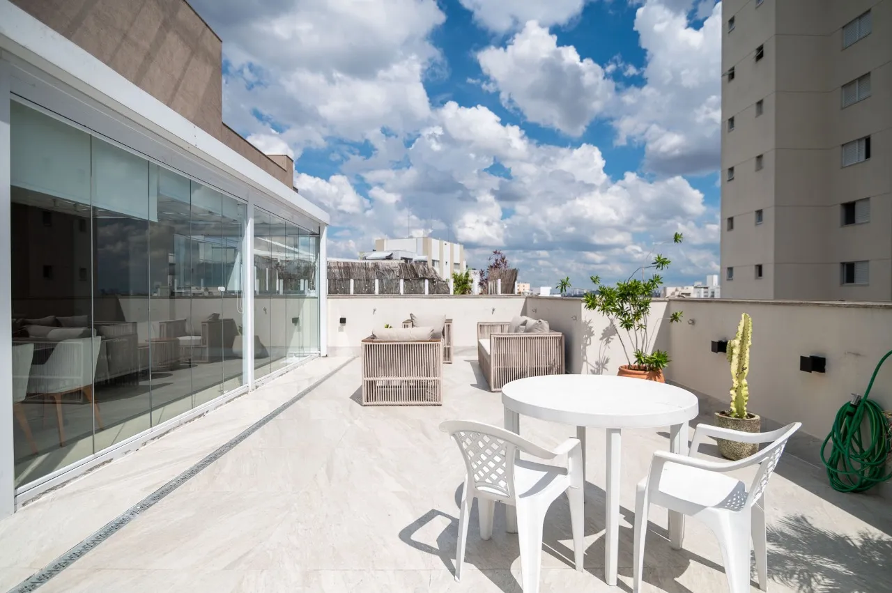 Cobertura linda e recém reformada a venda no Alto de Pinheiros – 18944