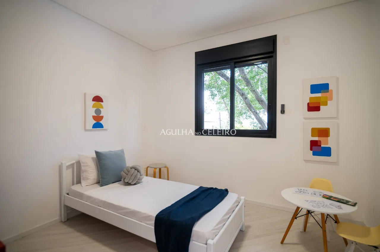 Casa deliciosa a 350 metros do Parque Ibirapuera à venda no Jardim Luzitânia. – 19098