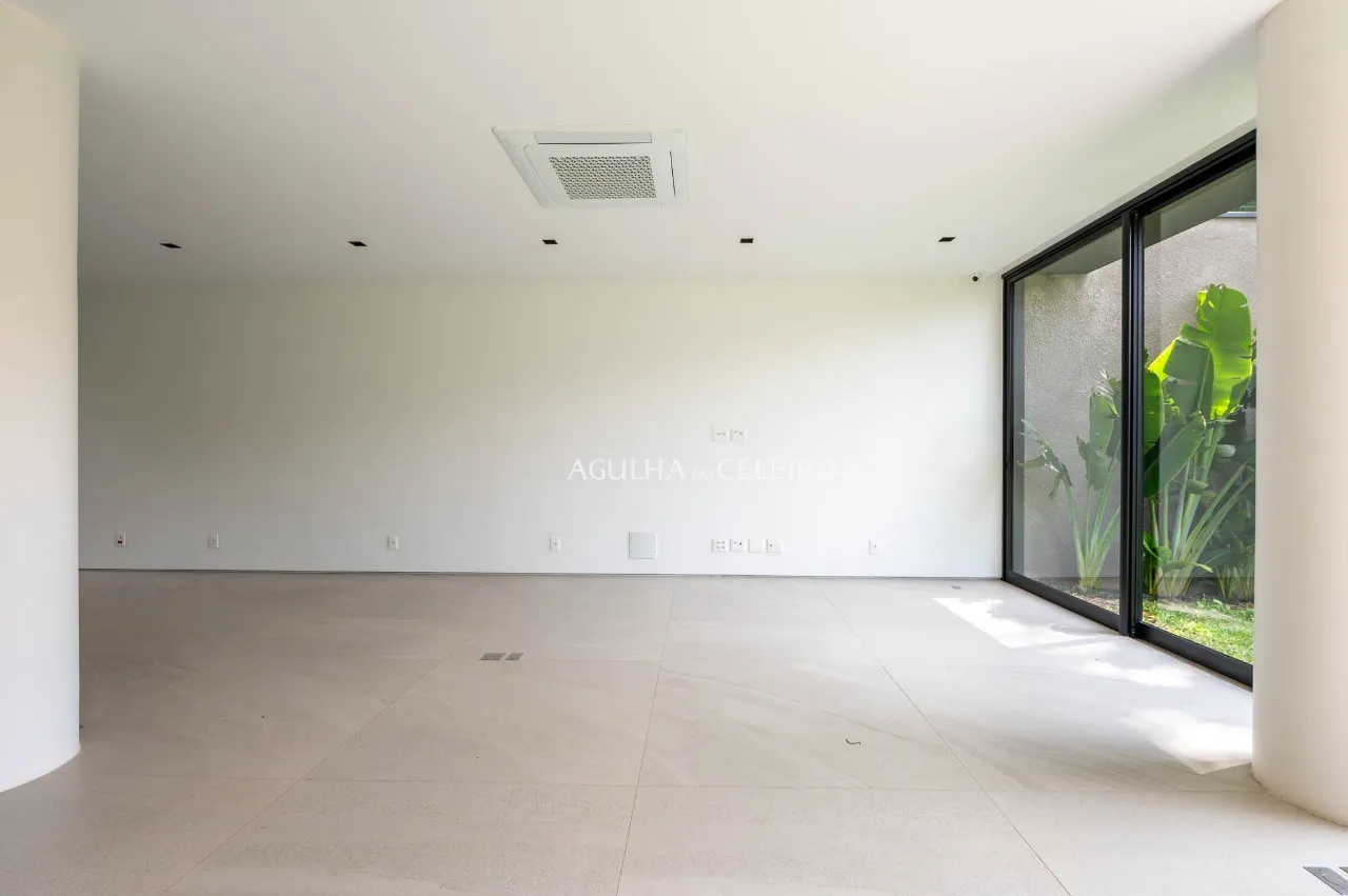 Casa com projeto moderno e elegante à venda no Jardim Paulista – 19141