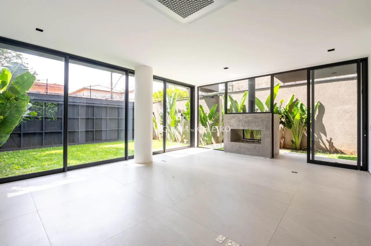 Casa com projeto moderno e elegante à venda no Jardim Paulista – 19141