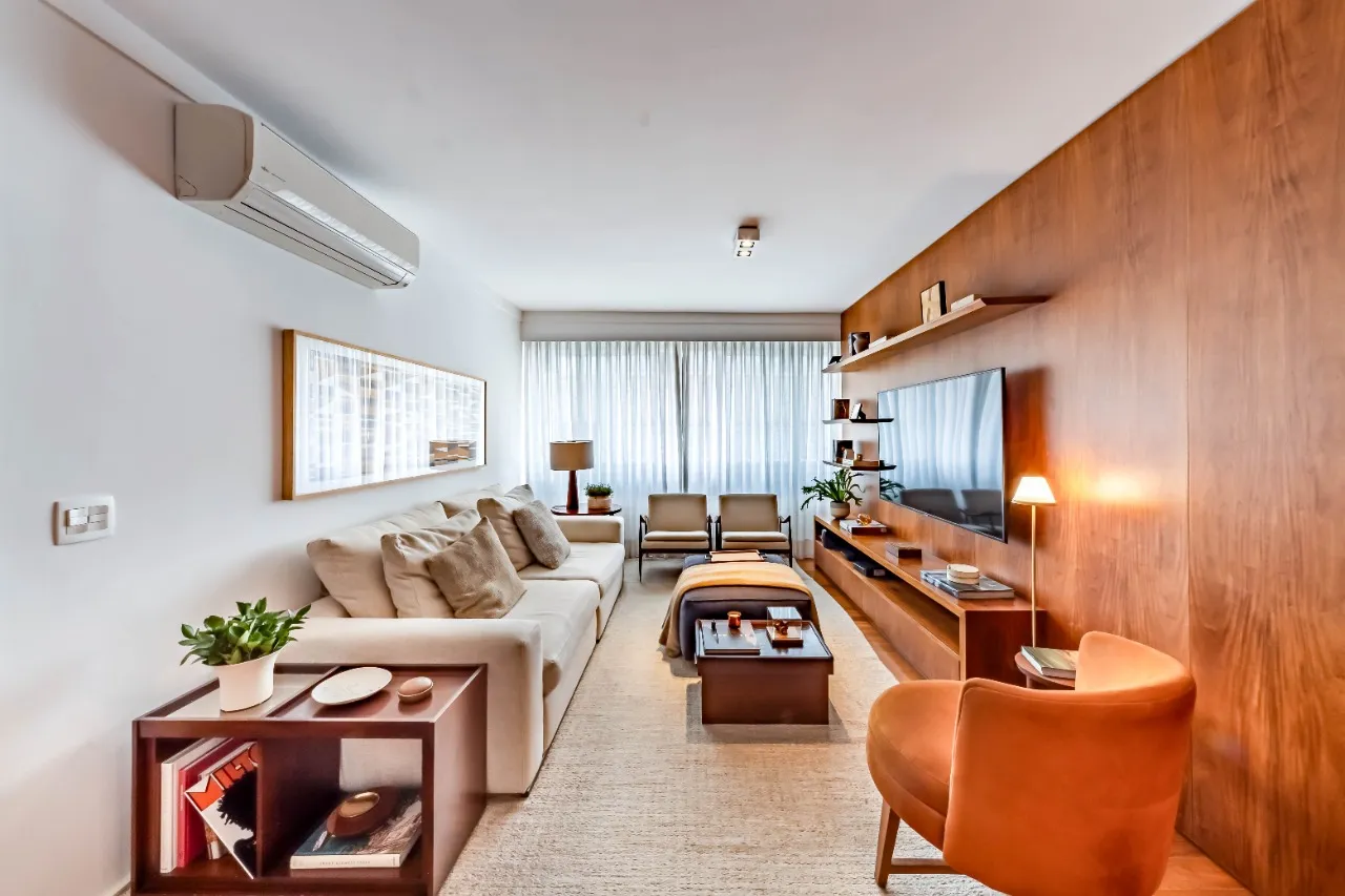 Apartamento com reforma irretocável e bem iluminado, em prédio com lazer no Jardim Paulista. – 19181