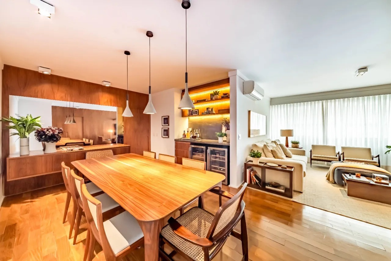 Apartamento com reforma irretocável e bem iluminado, em prédio com lazer no Jardim Paulista. – 19181