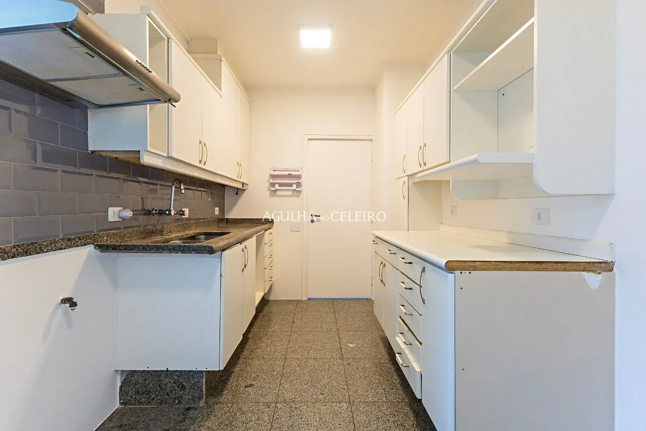 Apartamento super iluminado com vista privilegiada para o Clube Pinheiros. – 19217 - _MG_3198