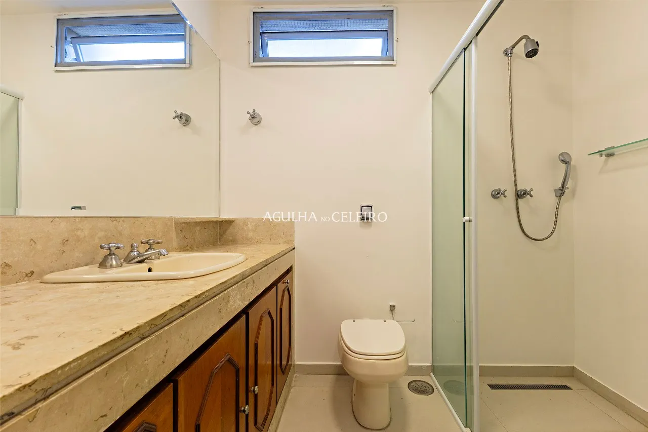 Apartamento super iluminado com vista privilegiada para o Clube Pinheiros. – 19217 - _MG_3275