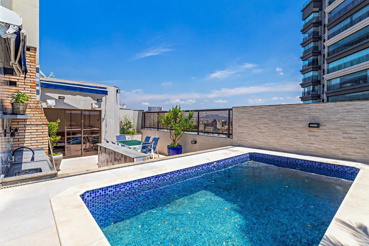 Cobertura em excelente estado com área de lazer completa – 19226