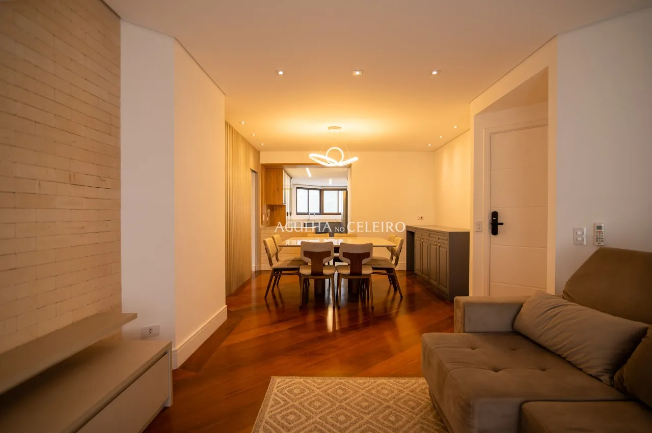 Apartamento reformado à venda na Vila Nova Conceição – 19242