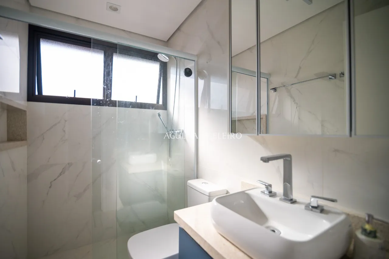 Apartamento reformado à venda na Vila Nova Conceição – 19242