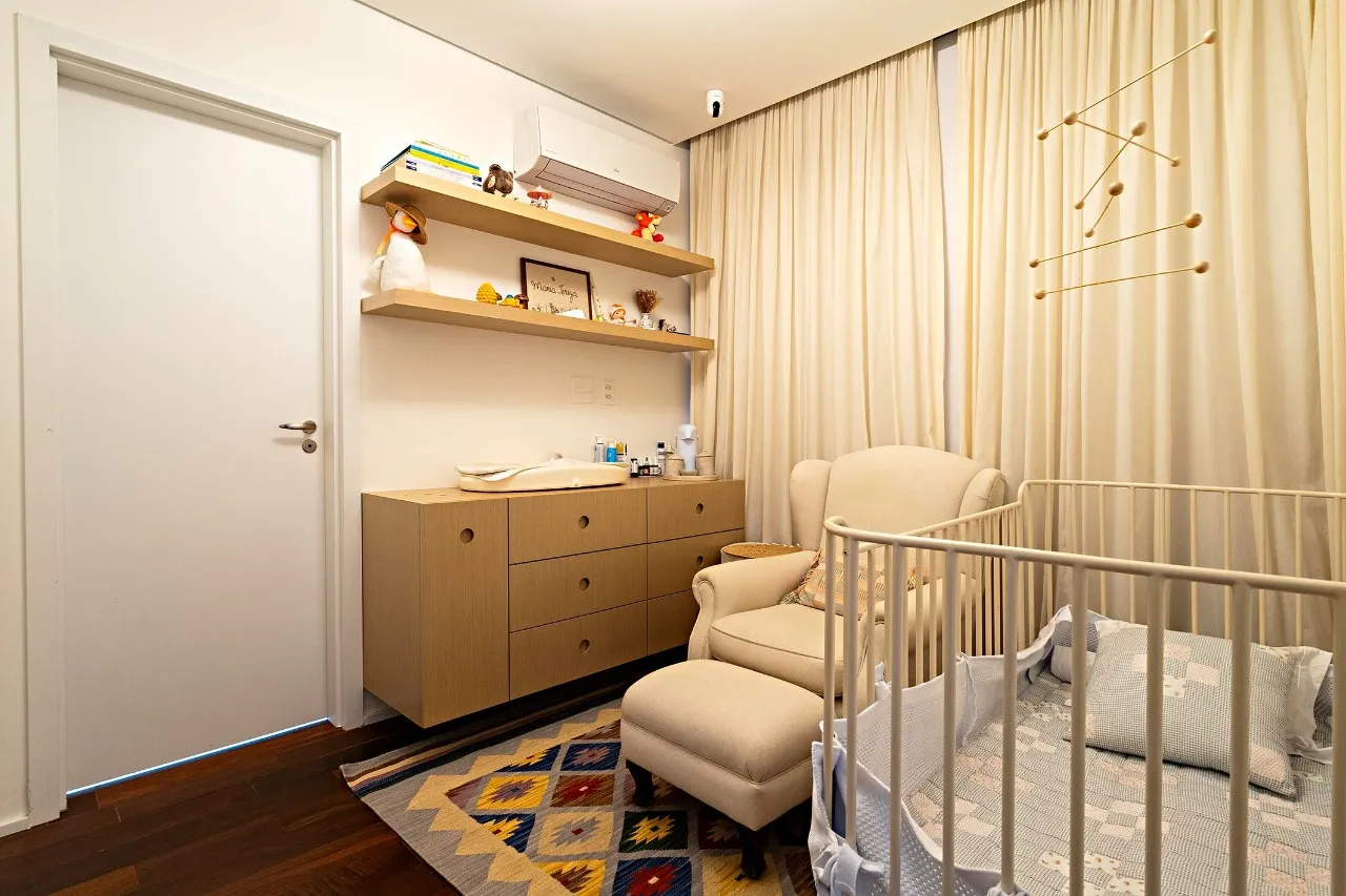 Apartamento sofisticado com varanda gourmet e porteira fechada próximo ao Parque Ibirapuera – 19612