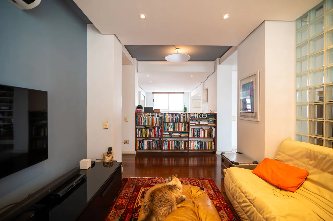 Apartamento reformado e com localização incrível para venda no Jardim América – AP3797