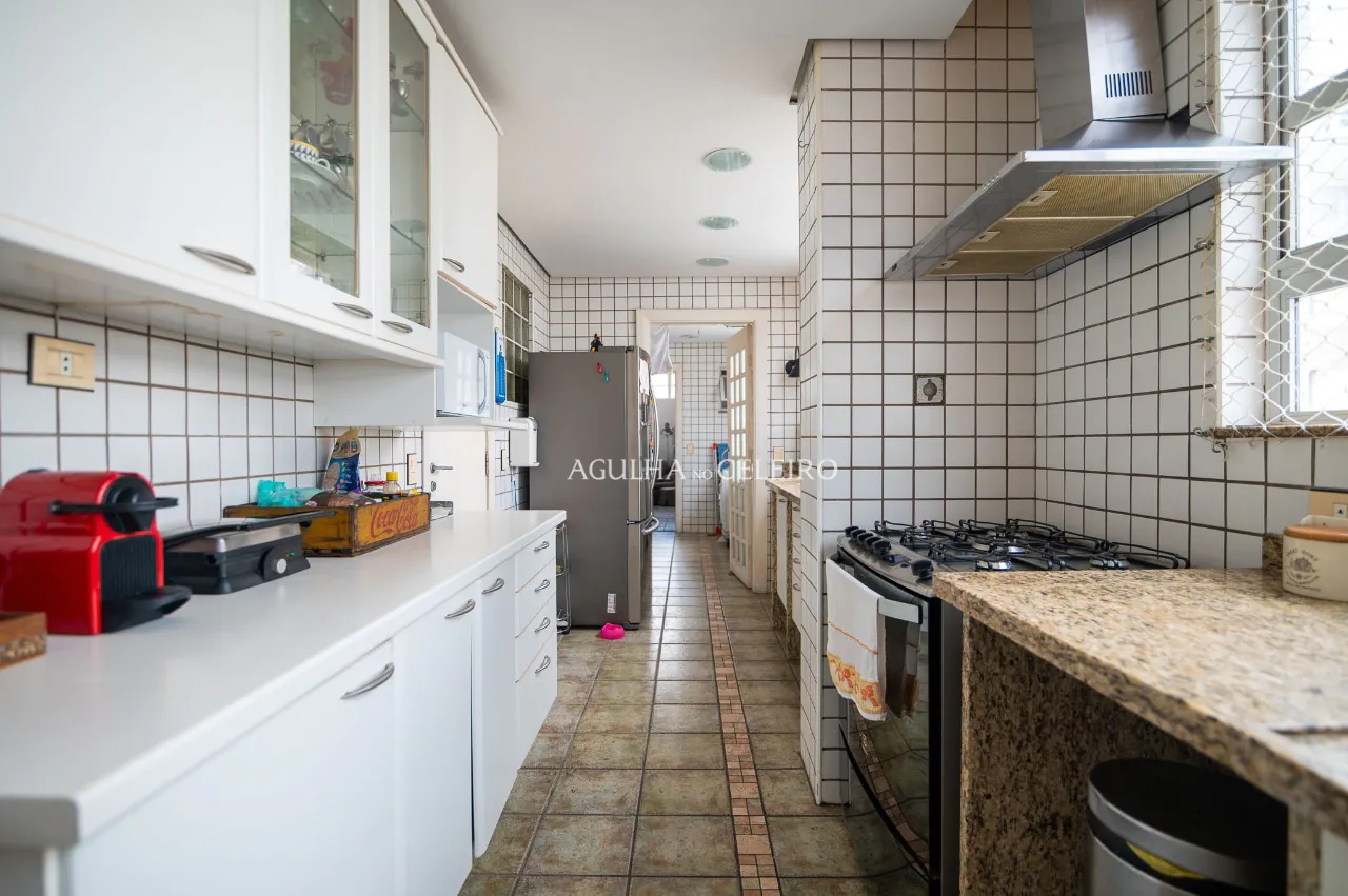 Apartamento reformado e com localização incrível para venda no Jardim América – AP3797