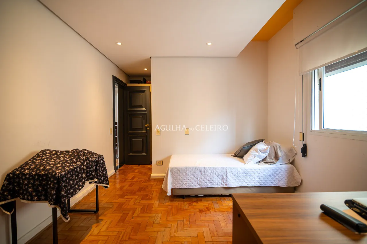 Apartamento reformado e com localização incrível para venda no Jardim América – AP3797