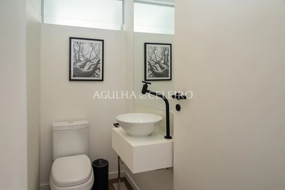 Apartamento reformado no Jardim América. – AP3924