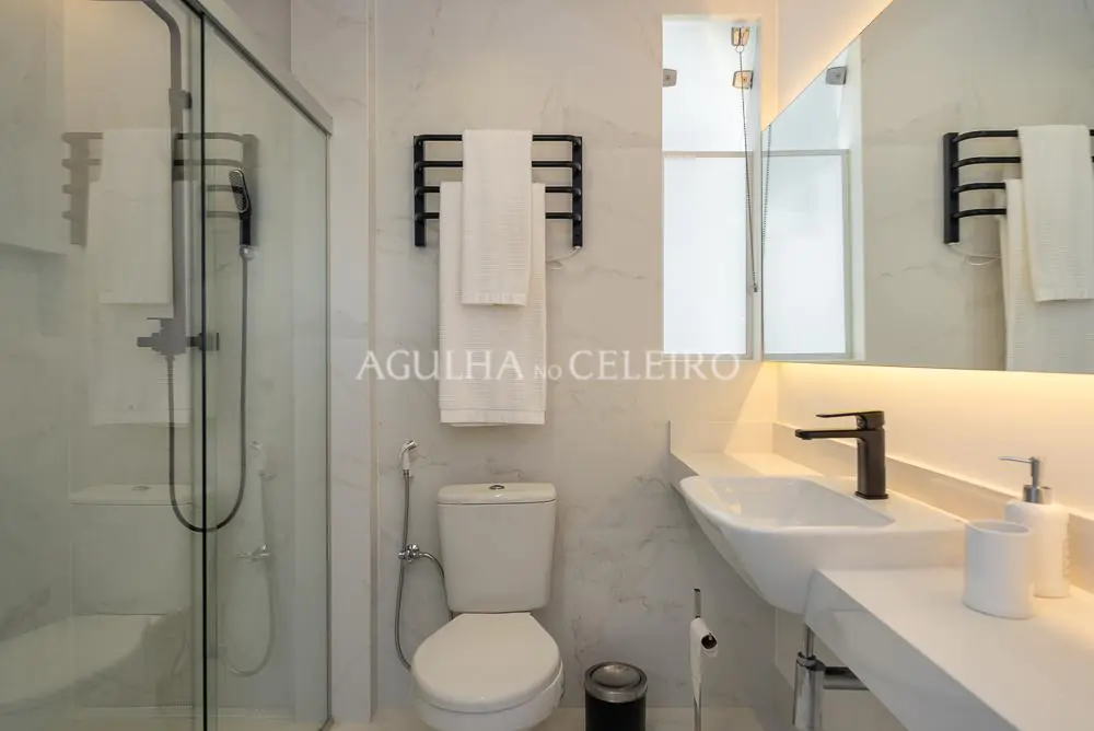 Apartamento reformado no Jardim América. – AP3924