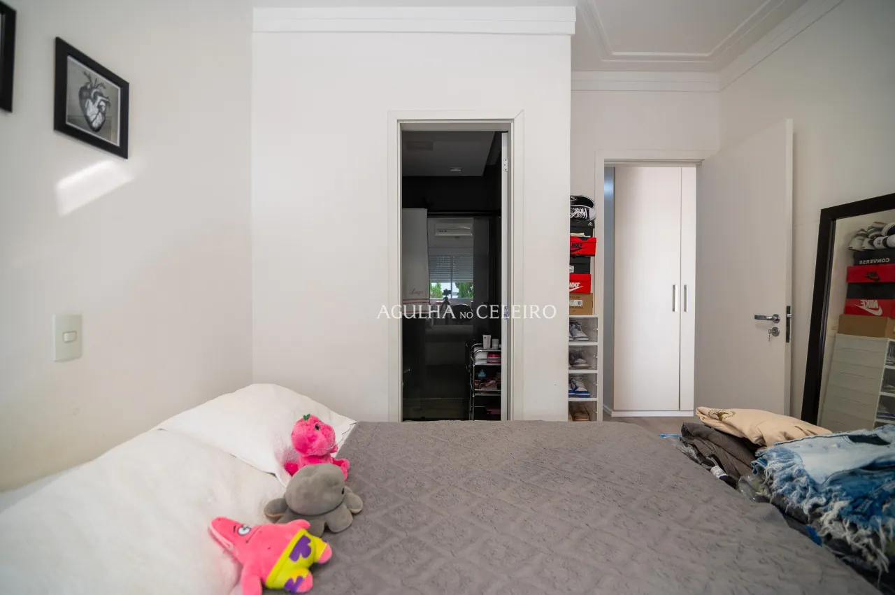 Casa Reformada em Condomínio Diferenciado em Moema – CA1208