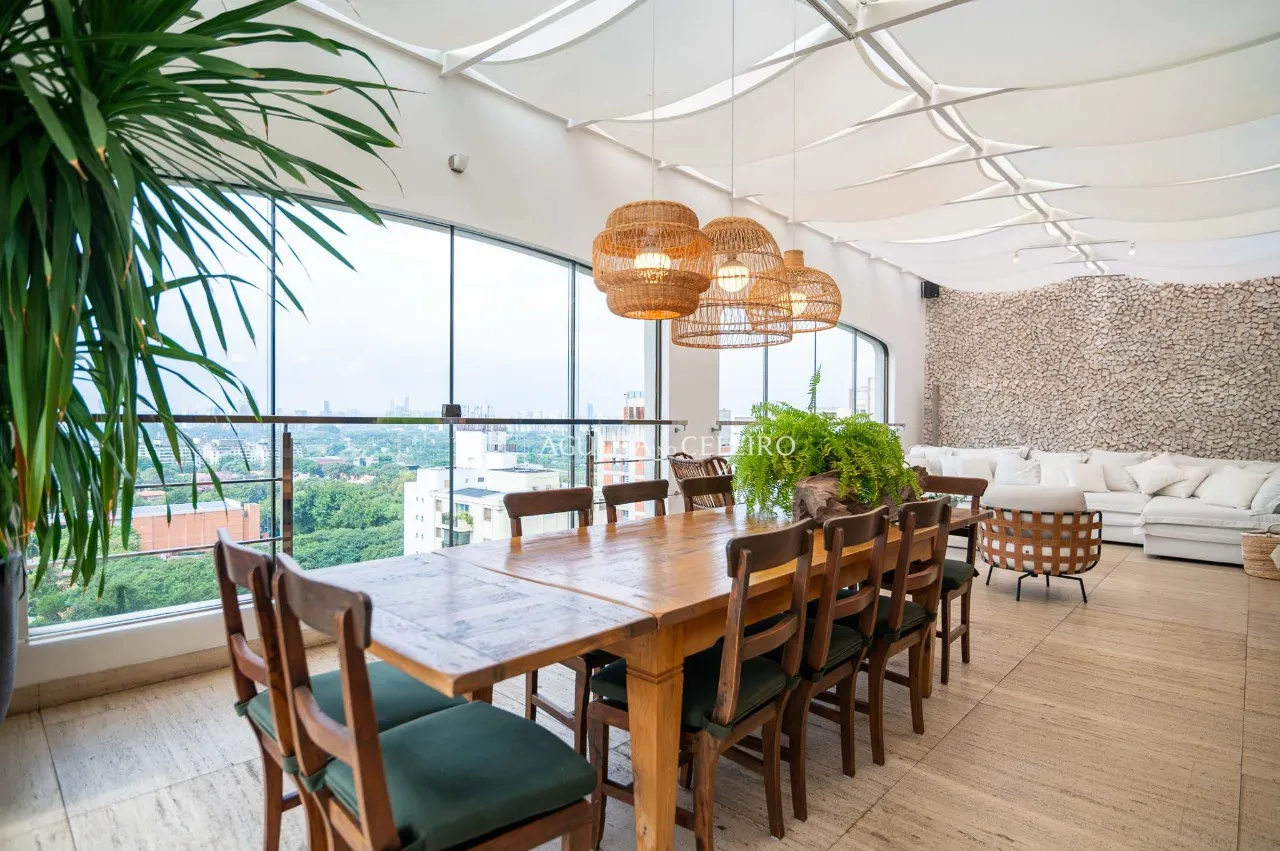 Cobertura exclusiva com vista deslumbrante no Alto de Pinheiros. – CO0064