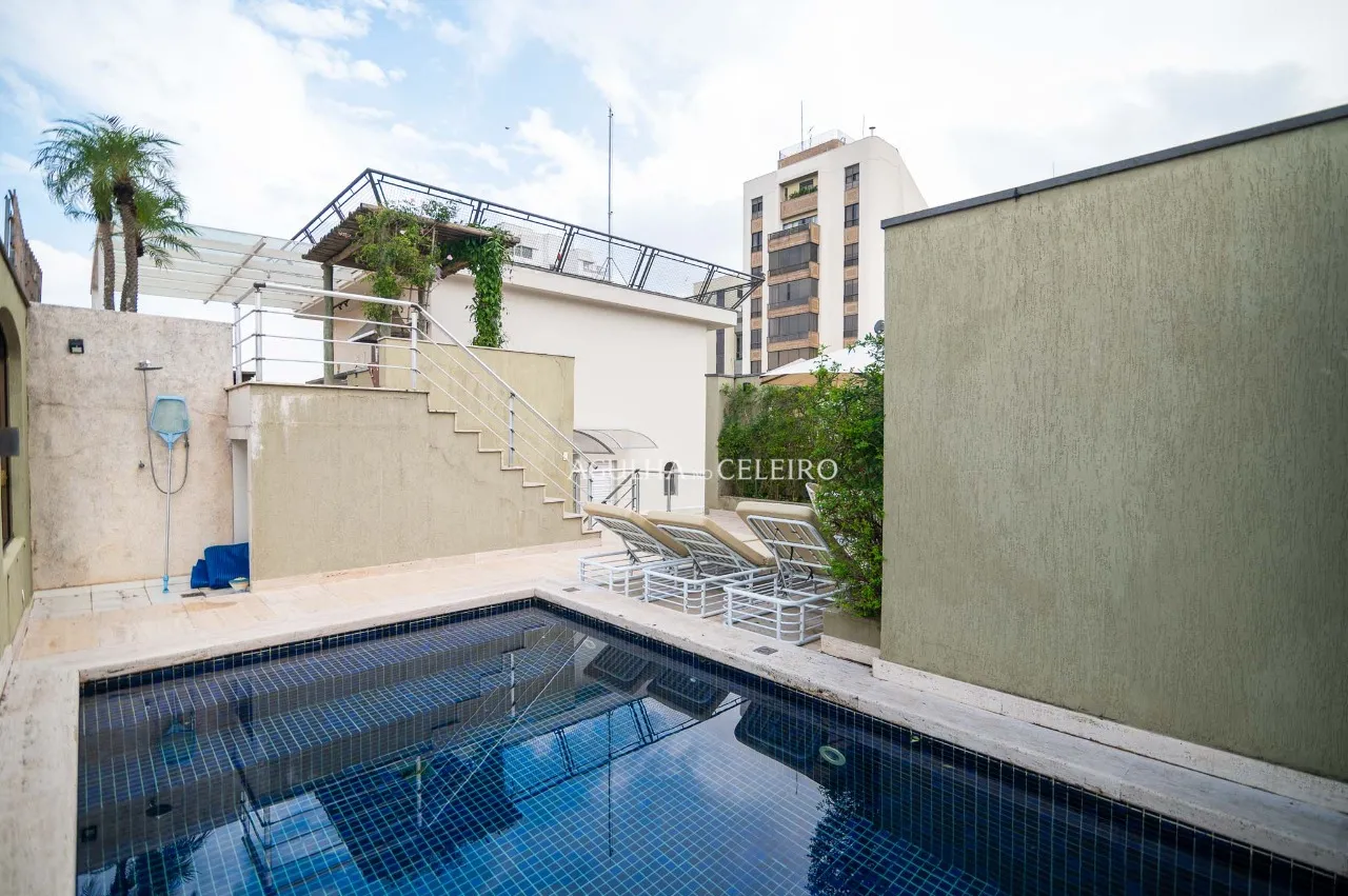 Cobertura exclusiva com vista deslumbrante no Alto de Pinheiros. – CO0064