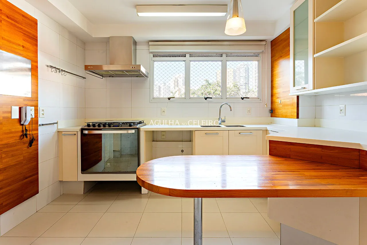 apartamento-amplo-e-iluminado-na-melhor-rua-da-vila-madalena-19560-8