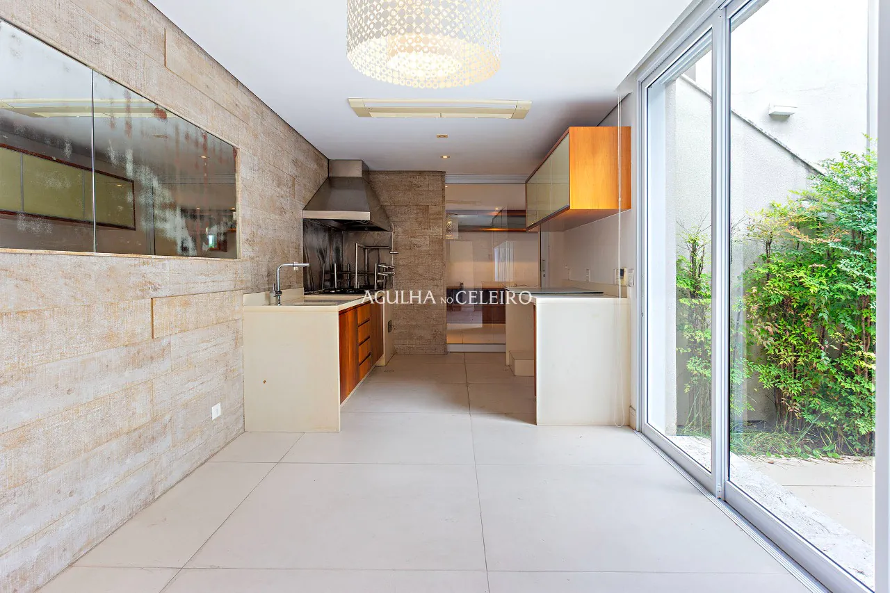 casa-a-250-metros-do-parque-ibirapuera-a-venda-no-jardim-luzitania-18508-10