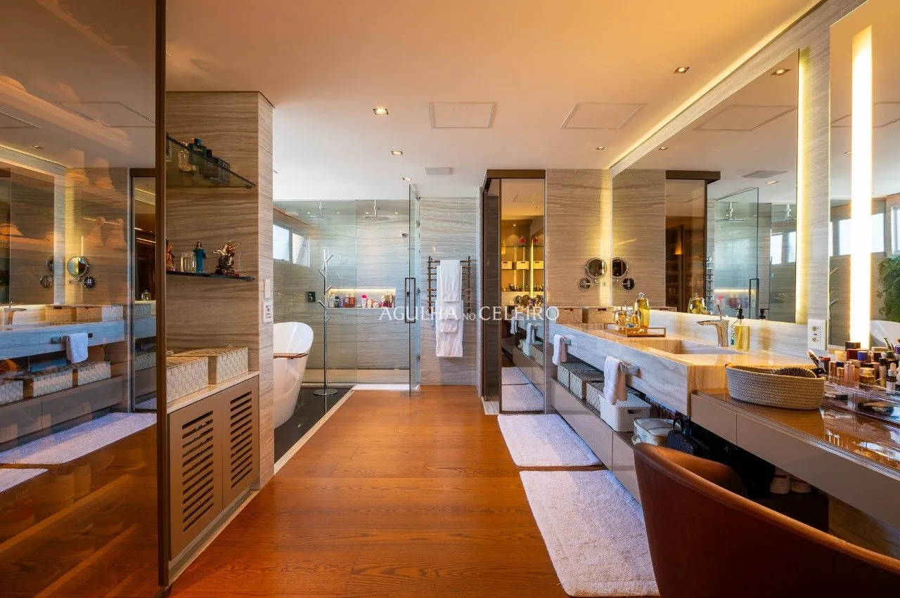 Linda Cobertura Duplex à venda em Moema – 17800