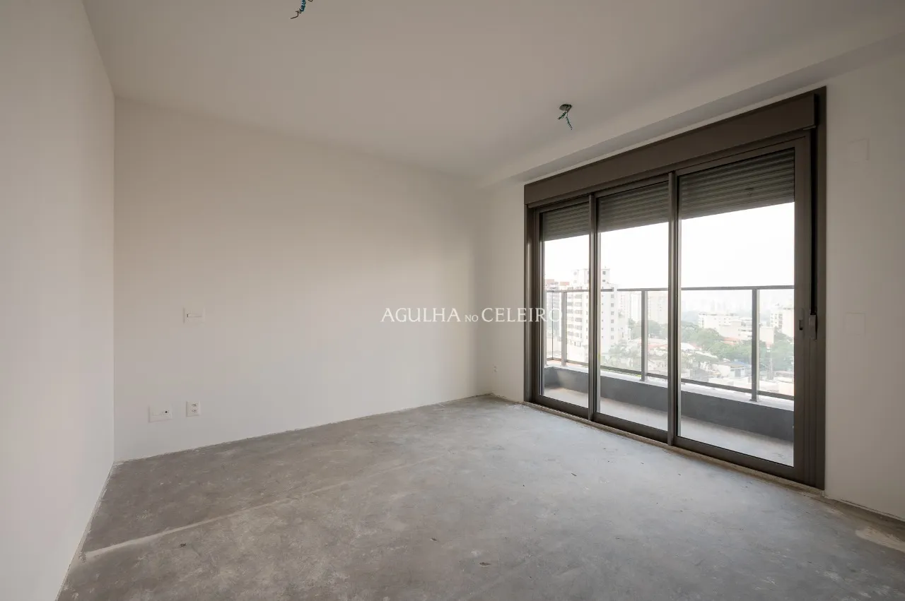 Lindo apartamento no Alto de Pinheiros. – 19520
