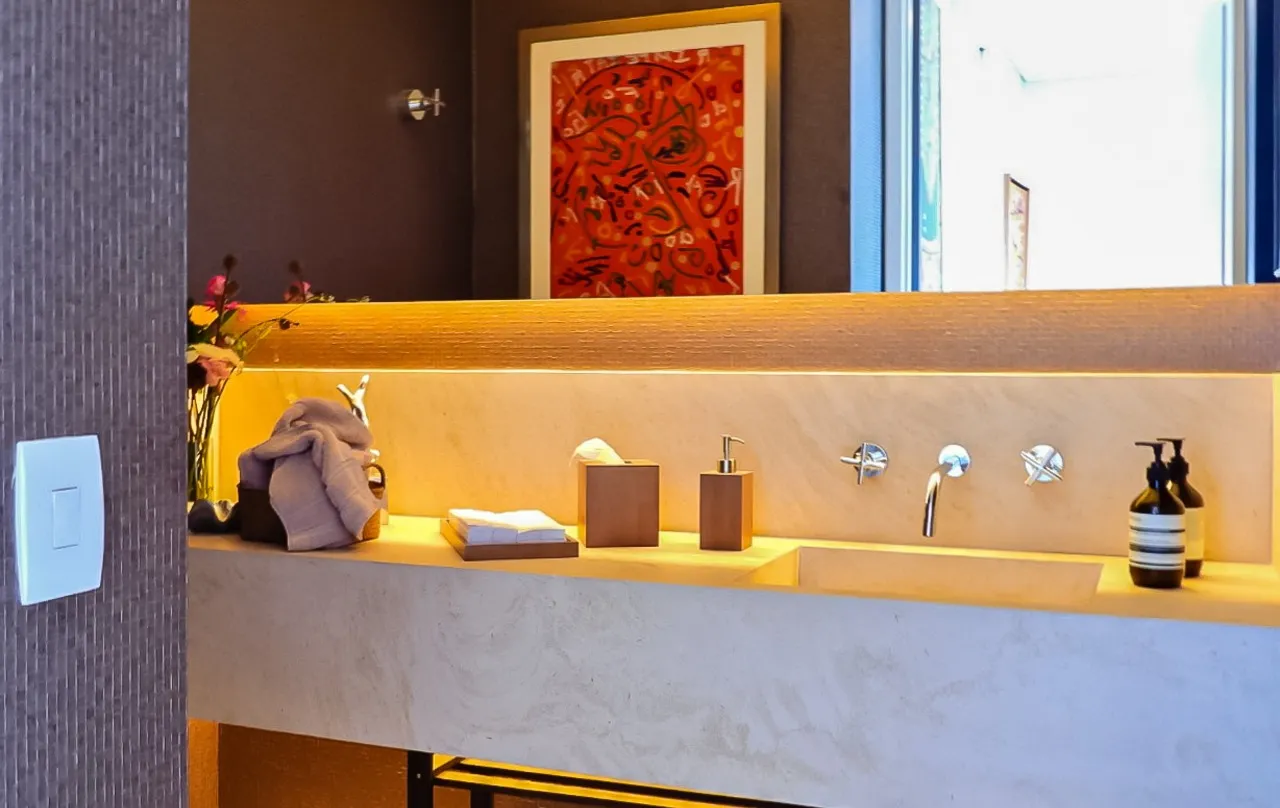 Cobertura com projeto maravilhoso e uma vista encantadora, para se viver bem no melhor do Itaim Bibi. – 19528