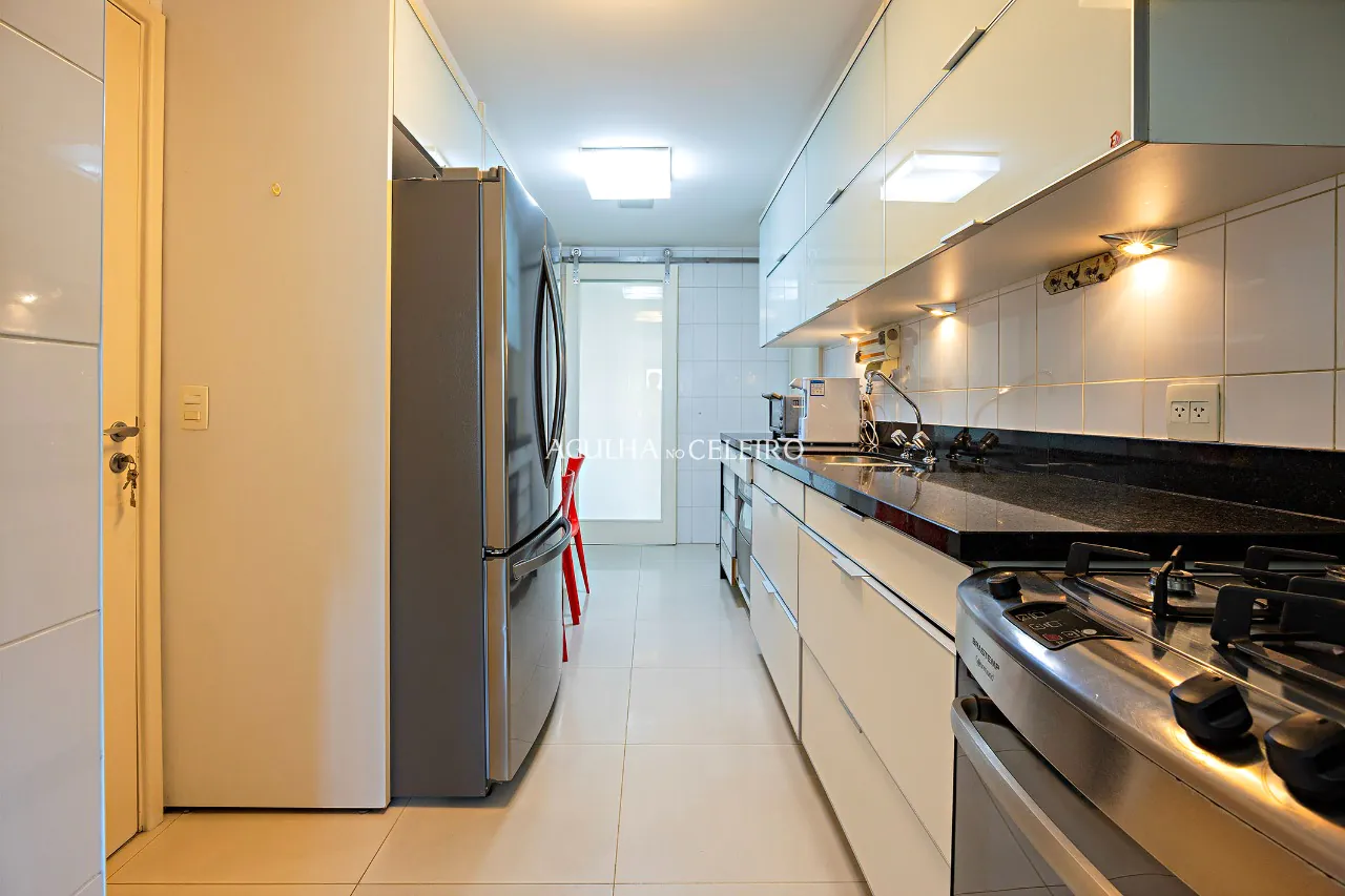 Apartamento reformado à venda na Vila Nova Conceição – 19544 - _RAF0404