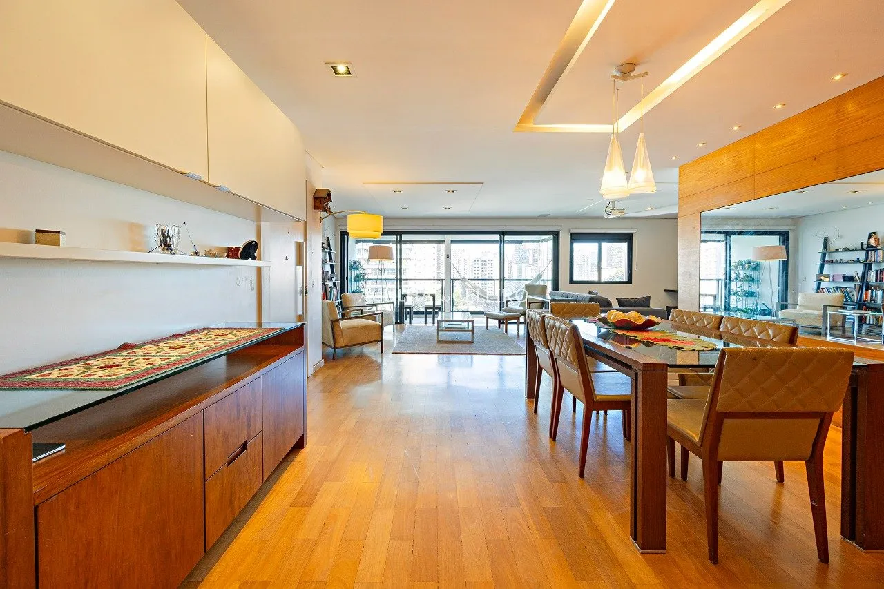 Apartamento reformado à venda na Vila Nova Conceição – 19544 - _RAF0413